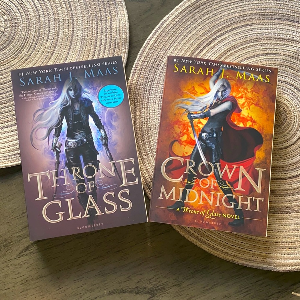 Throne of Glass book